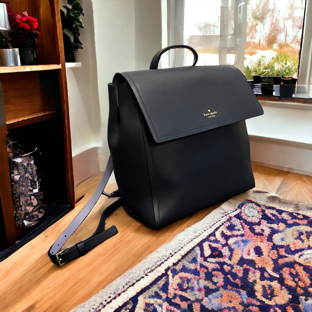 EUC Kate Spade 2 tone backpack!